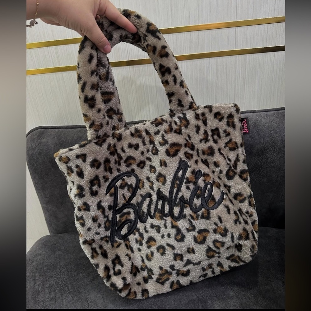 Y2K ✨RARE FIND ✨ CHIC Barbie Leopard Tote Bag